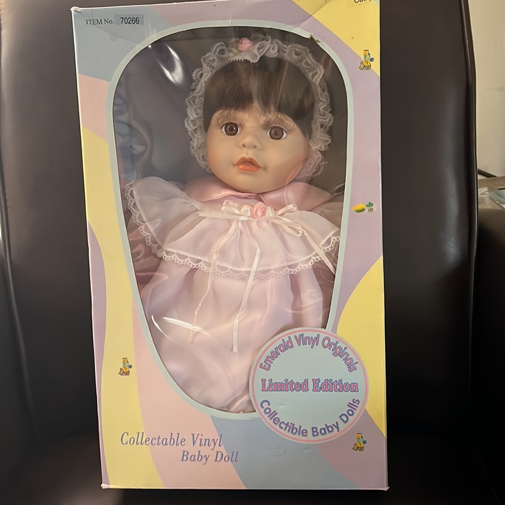 Emerald Vinyl Originals Limited Edition Collectible Baby Doll Cathy